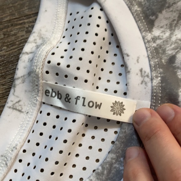 ebb & flow grey and white tie dye tank - Picture 3 of 4